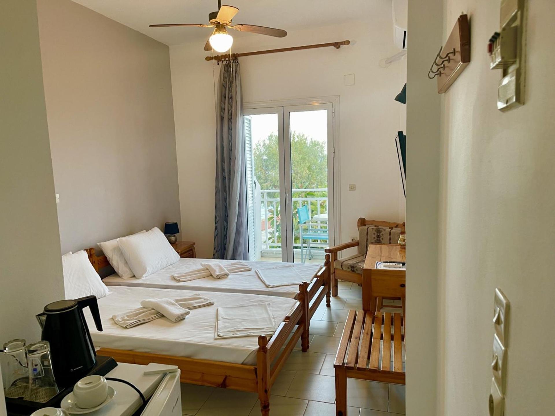Hotel Katerina 毕达哥利翁 外观 照片